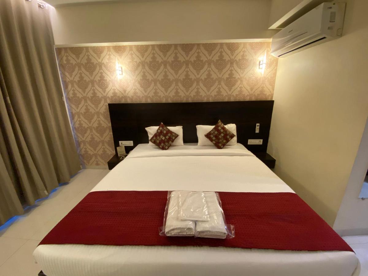 Hotel Singh'S By Wb Inn, Vashi, Navi Mumbai Dış mekan fotoğraf