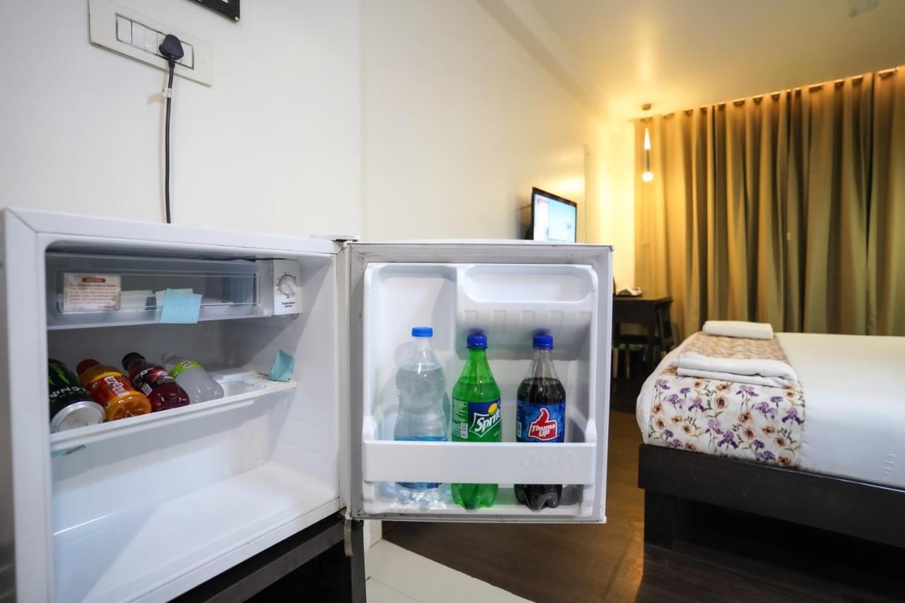 Hotel Singh'S By Wb Inn, Vashi, Navi Mumbai Dış mekan fotoğraf